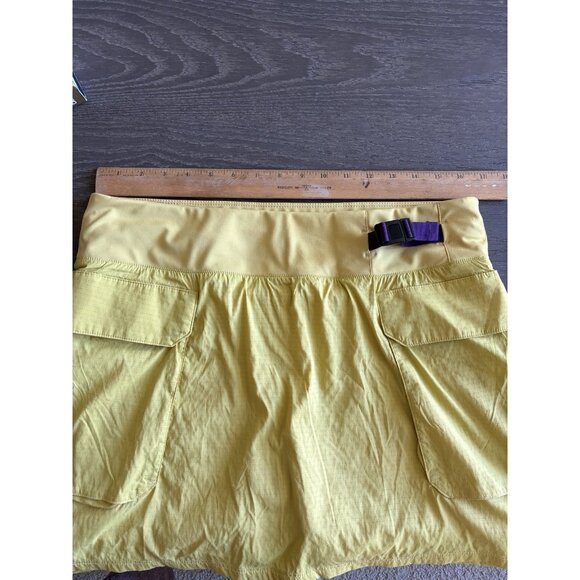 The North Face women’s Yellow Spring Peak skort sz L  Skirt Shorts - Picture 12 of 12